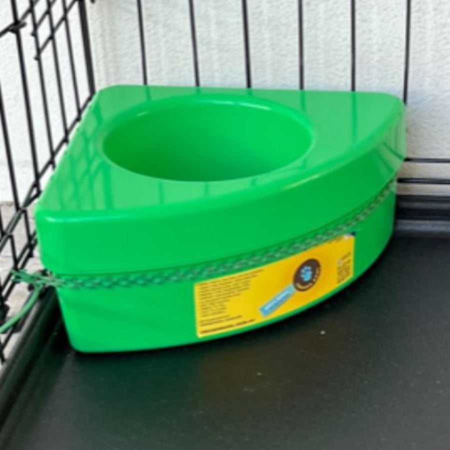 Non spill water hotsell bowl for dog crate